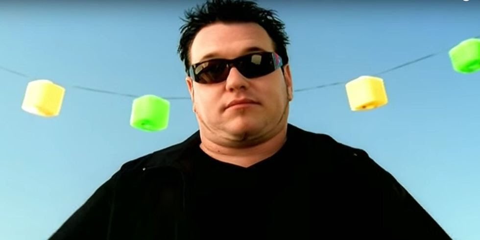 darthbehm's tweet photo. Somebody Once

⚪ Told me

⚪ The world is gonna roll me

🔘 I ain’t the sharpest tool in the shed https://t.co/DBNBugTLEn