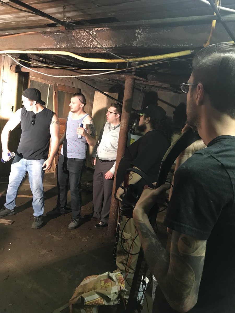 SinisterDreamPR's tweet photo. Making the magic happen. #filmmaking #pittsburghfilm #indiefilm #madeinpittsburgh https://t.co/856rBSwPPX