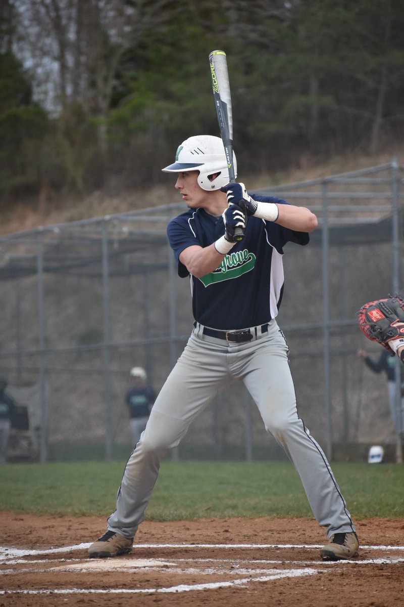 CheerCoachMel's tweet photo. So proud of my son, @ryan_badillo for committing to play Football AND Baseball at Bridgewater College next year. 🏈⚾️Way to go Ryan! @BURGSportsnet @LoCoSports @PBRVirginiaDC @BCAthletics @BH2OFootball @NVBaseballMag @34Rangers https://t.co/29lpbUedFP