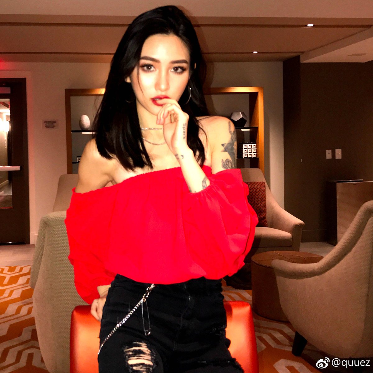 94SLUUT's tweet image. Oh my gosh I did it again. He said I broke his heart, It keeps happening. I don't know why they always fall for me, why they always fall for me? 🥀🎼