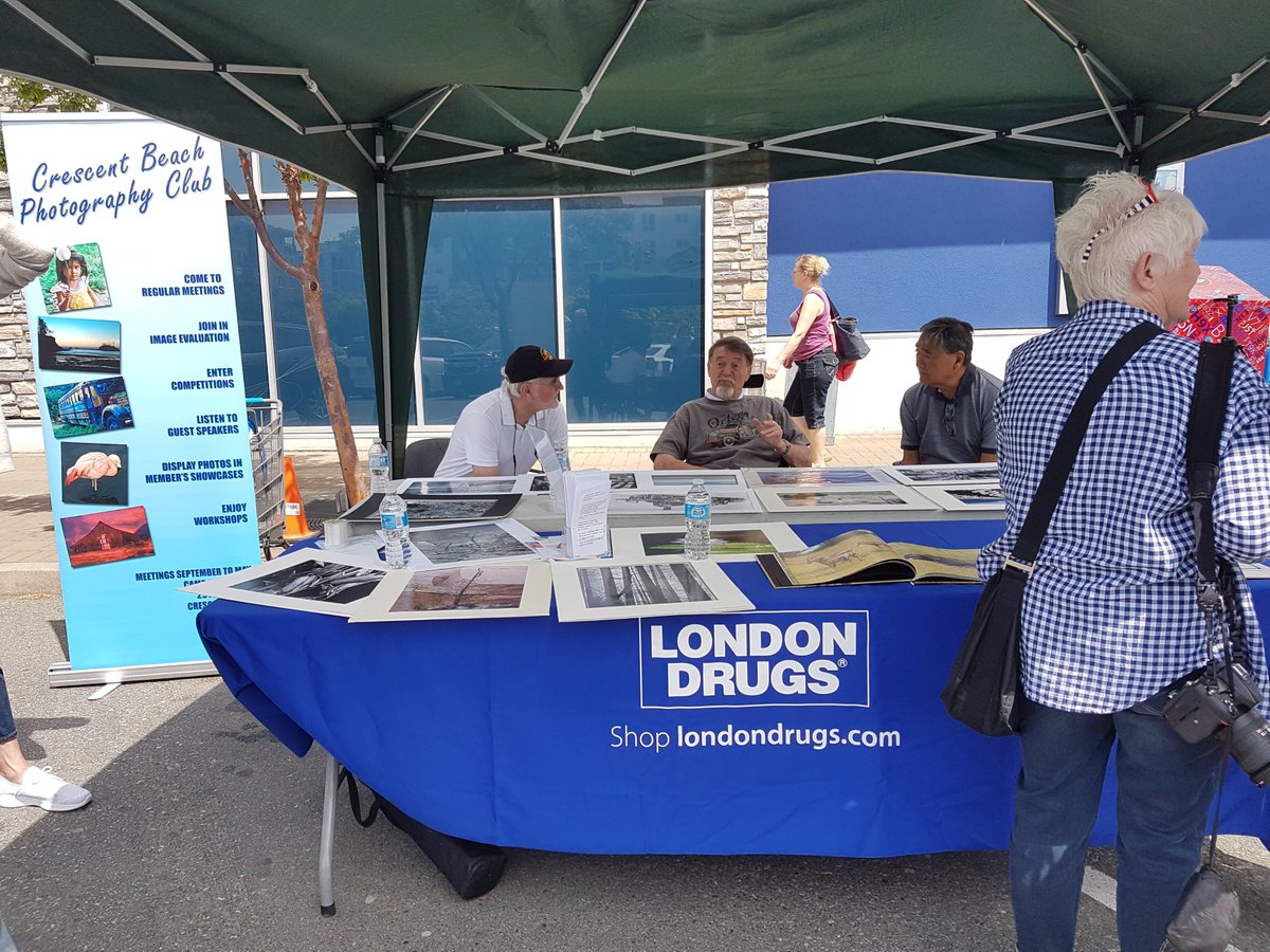 LDMorganCrossin's tweet photo. See the Crescent Beach Photo Club in action!
They will be here for one more hour so come by now.
@LondonDrugs https://t.co/crAtnsfaiq