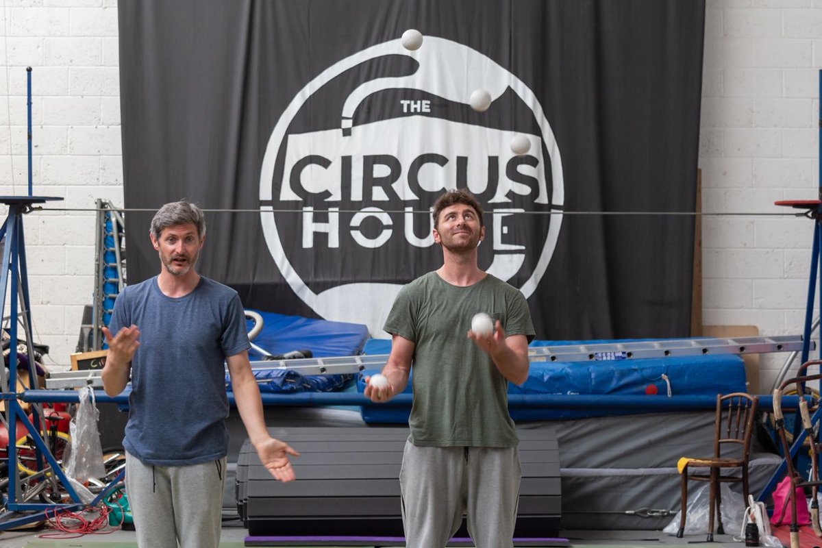 GeraldineCurtis's tweet photo. Had a fun time @TheCircusHouse #Manchester yesterday taking some photos of the #juggling #workshop Thanks to @owen_juggler &amp; @JoTriguero for sharing their expertise &amp; making it all look so easy 🙂 https://t.co/4x003DpR4o