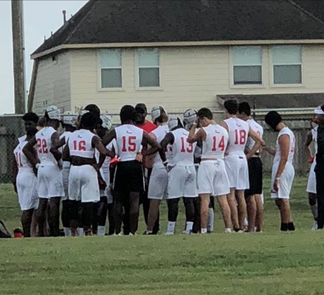 Atra1n28's tweet photo. This camp is strong. #TexasTeamElite . Some of the Top 2022 class on this team . And many more, if I miss you please Tag yourself! 💯💪🏿 https://t.co/BSV9nWHPiT
