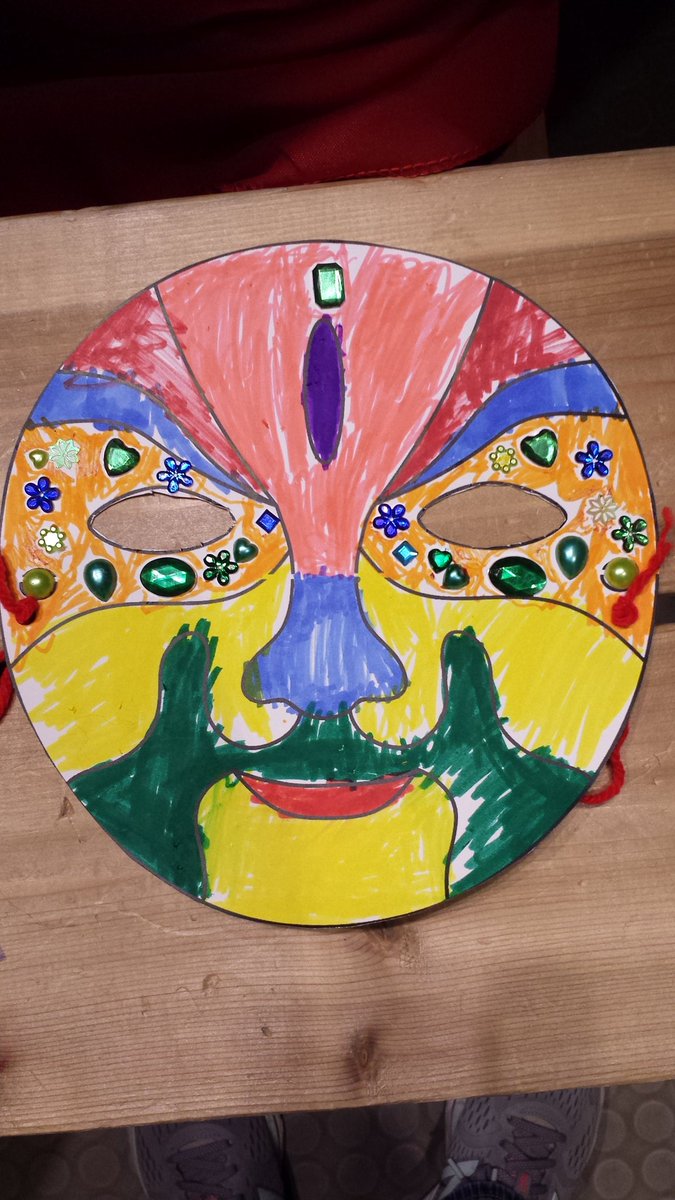 PchcMoM's tweet photo. One of the Cantonese opera masks made by the creative children of #Richmond today! Come join us @Richmond_Museum to create your own. We'll be here with #MuseumBento until 3! #DoorsOpenRichmond https://t.co/bvP48OZOiw
