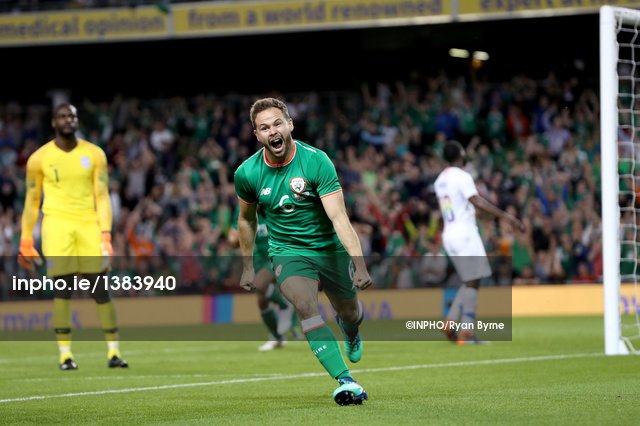 Inphosports's tweet image. A late goal from Alan Judge give John O'Shea a perfect send off! @FAIreland have beaten the USA 2-1 @AVIVAStadium! #COYBIG #ThanksJosh