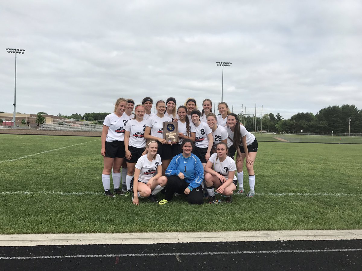 NewLBulldogs's tweet photo. Regional Champions! https://t.co/OoIz5E1lgb