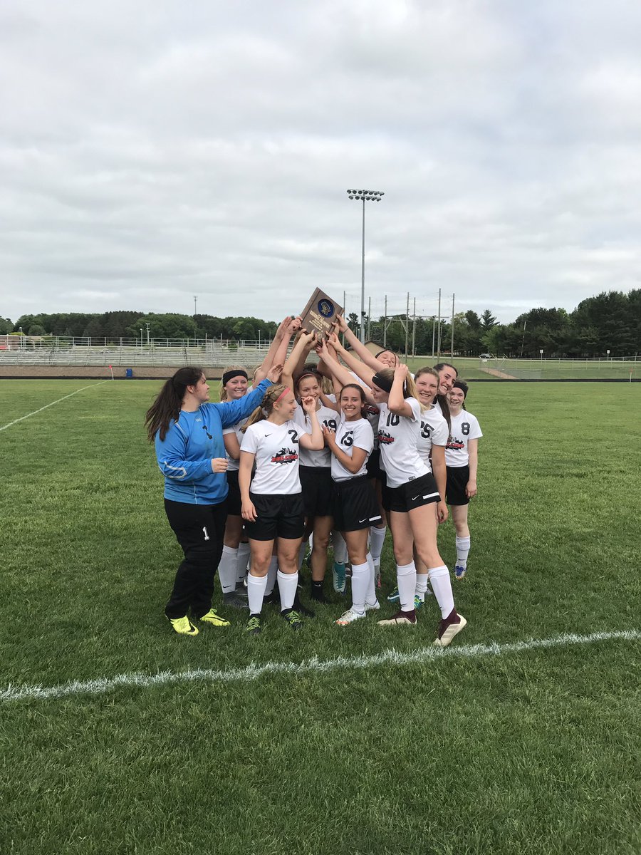 NewLBulldogs's tweet photo. Regional Champions! https://t.co/OoIz5E1lgb