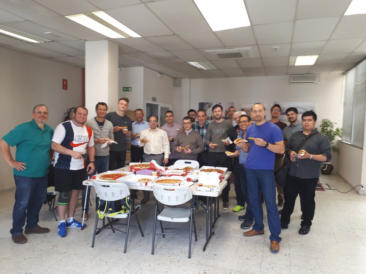 petemcmillan's tweet photo. Simeon Trust workshop at Vida Nueva Madrid https://t.co/THewfSf20E