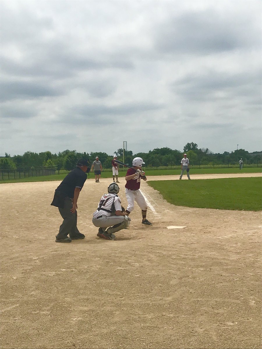 BCTrips25's tweet photo. Good start for @CavClubBaseball Larson in the @triplecrownspts #MOKANstatechampionship15u #AC88 https://t.co/ROsa3YXPXN