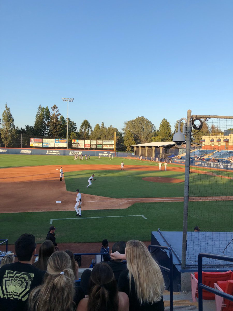 CapoValleyHS's tweet photo. @CVHS_Baseball taking pregame warmups in preparation for @cifss division 1 championship. #WeAreCV #CapoBaseball https://t.co/vDZEPSnbBT
