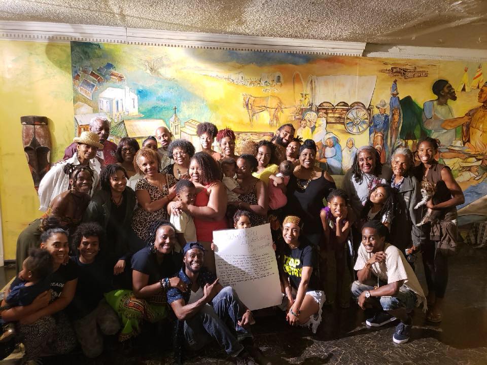 TPMvmt's tweet image. Family Night Out ATL last month was the BEST so far!

NEXT EVENT: June 15th
Register at familynightoutatl.eventbrite.com

**FREE ENTRY**