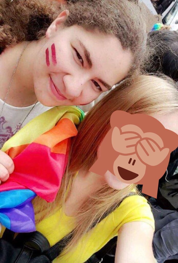nedsgalaxy's tweet photo. Doing it cause my mutuals and the 100 cast inspire me to gain self confidence ❤️ #lgbt100 https://t.co/noLvPyAf3D