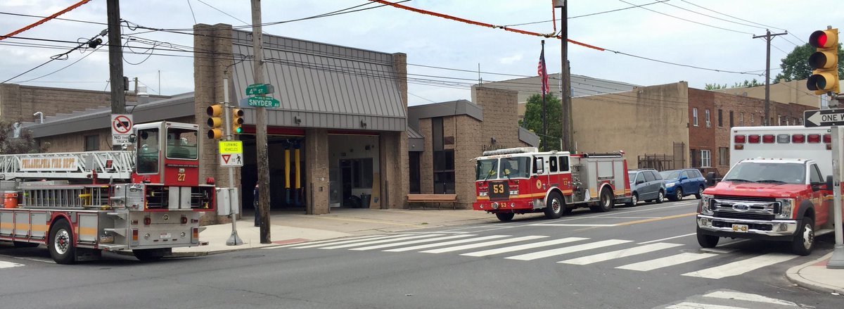 PFDTonySneidar's tweet image. Engine 53/Ladder 27/Medic 43 returned to @PhillyFireDept station at 4th and Snyder today!Thanks to our partners @PhiladelphiaGov Department of Public Property &amp;amp; contractors. All companies back in service as of 5:30 pm! #PFDLogistics #PDFStrongerTogether @PhillyMayor