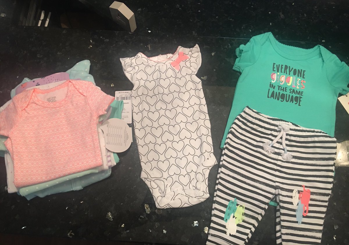 CoachKRich04's tweet image. We are in serious trouble...girl clothes are way too adorable ♥️♥️♥️♥️ #LittleHart #TooFun