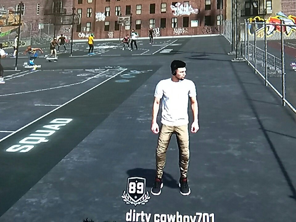 Allen80611772's tweet photo. Who wants to play park any good people out there that has  IQ  hmu if y'all want to ball https://t.co/QW7IuYkUrT