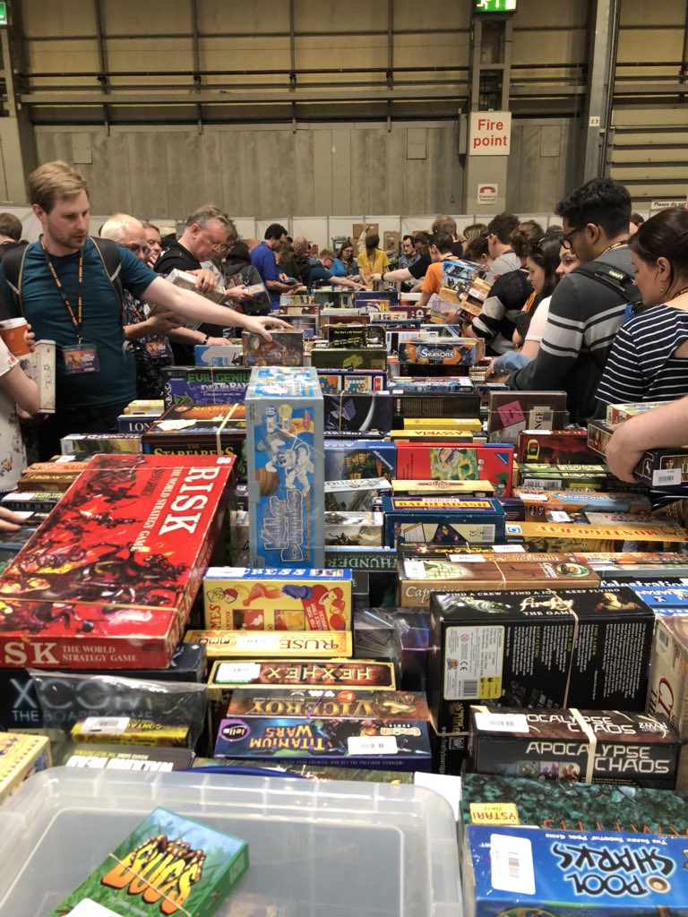 ShufflePPodcast's tweet image. Had a brilliant time at @UKGamesExpo today! It’s certainly growing! Bought some games played some games and had my shiny new copy of the Networks signed by its creator @gilhova - what a lovely chap! #Boardgames podcast episode coming soon!