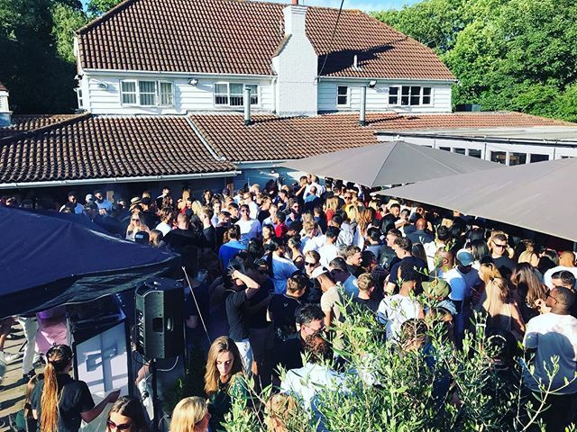 Absolute scenes in #Chigwell 🔥