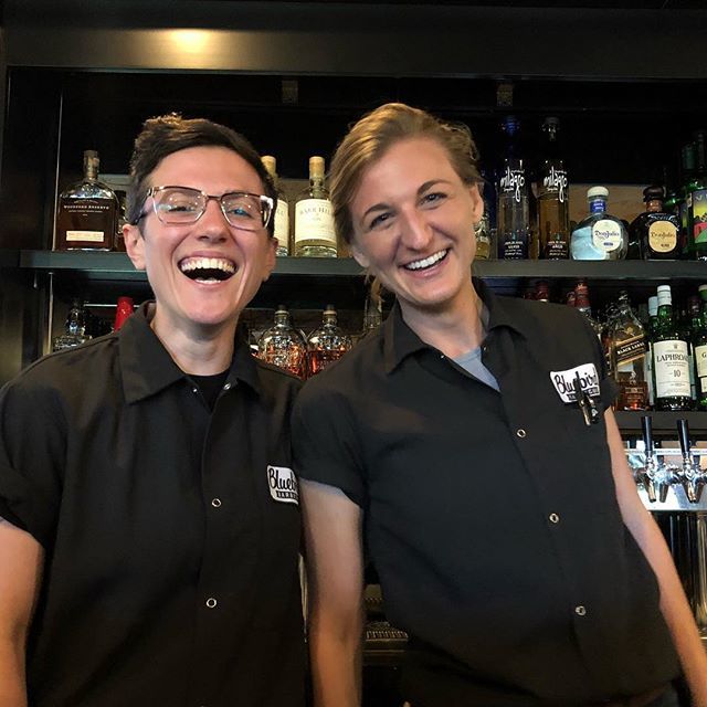 🍻Power Team on the bar TONIGHT
.
23 Beers on Tap! We are pouring:
<a href="/bellwoodsbeer/">Bellwoods Brewery</a> Jelly King
@fiddleheadbrewing Second Fiddle
<a href="/goodmeasurebeer/">Good Measure Brewing</a> Brutal Honesty
<a href="/foundersbrewing/">Founders Brewing Co.</a> Green Zebra
.
.
#bar #beerbar
#craftbeer
#havefun
#bluebirdbbq 
#funatwork
#… ift.tt/2Hfpl2w