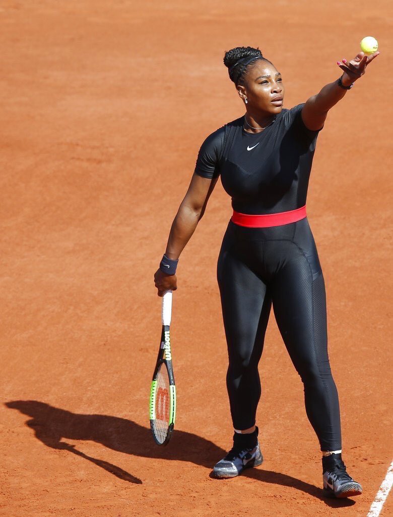 Peulh_224's tweet photo. The Queen is Back @serenawilliams 🎾👏👌 #RolandGarros #Grand_Chelem https://t.co/rSiadMM6RI