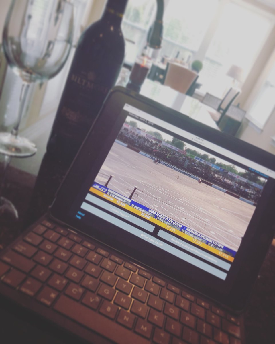 PaigeCMarquardt's tweet photo. Logged in from Charlotte - Go Get ‘Em Dad and Calvin 🤘🏼 @speedrome @RACEFEEDX #Peggy2 #FigureEights #C4 https://t.co/tU9V5wZhUN