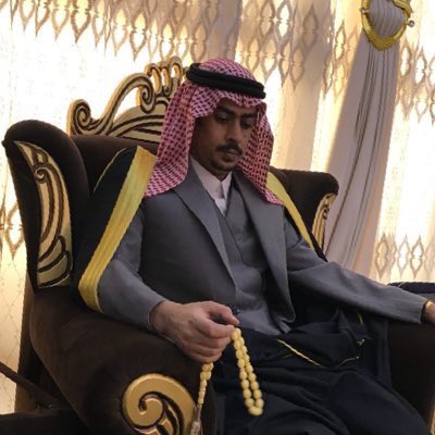 شيوخ من قبيلة عنزه سطروا لهم في صفحة المجد تاريخ 
الشيخ / حسام بن فهد الشرشاب
ً
والله ونعم الشارب 
 ( ابو فهد )
ً
#عنزه
#الاشاجعه
#البدور