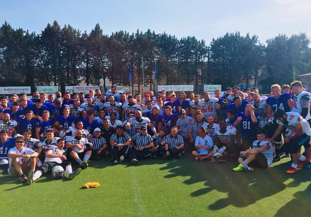 TomKoppelman's tweet photo. @KoppelmanJoey is the gunner on kick coverage in @UST_Football friendly match in Rome, Italy today. Also played a little LB. So fun to watch! #runlikeadeer #neverthoughti’dseeit #4.45-40 https://t.co/AkX0GB1cer
