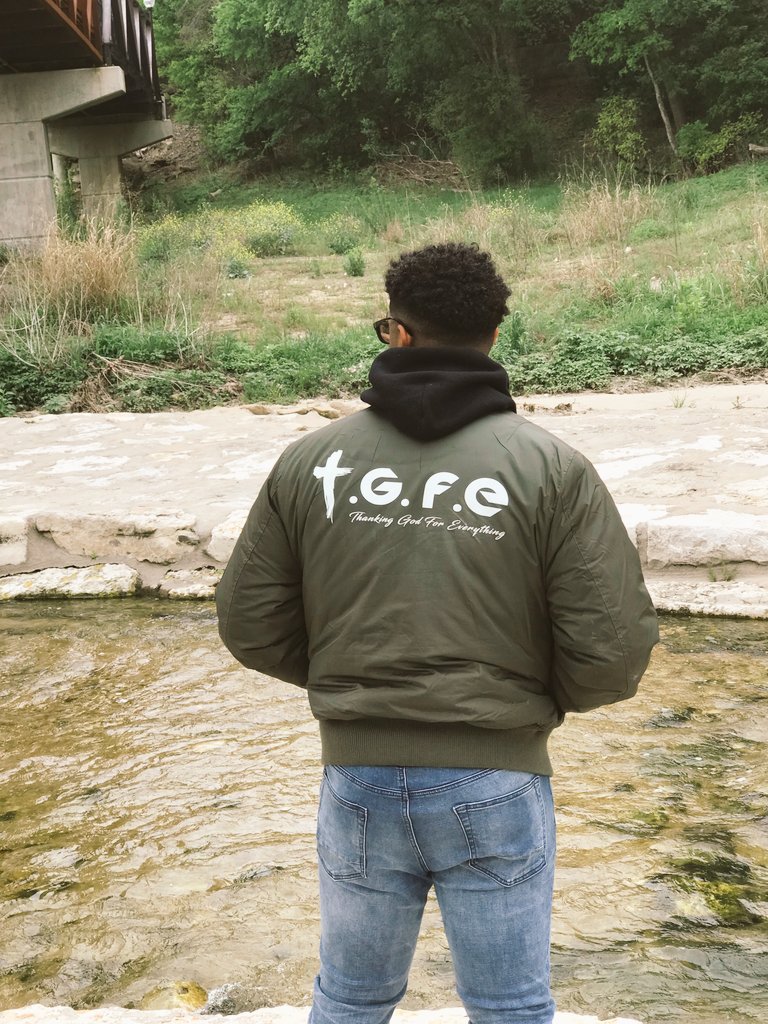 TyFlyEnt's tweet photo. Hope everyone is having a great Saturday! Looking for more music from our @Kspecs_tyflyent ? We thought so!You're just a click away by heading over to our website now.

https://t.co/UACAThIRnL

#kspecs2018 #tgfe2018 #lifemusic2018
#snippets#htownhiphop#teamtfe #EPlostinthoughts https://t.co/ANa3RGlMGh