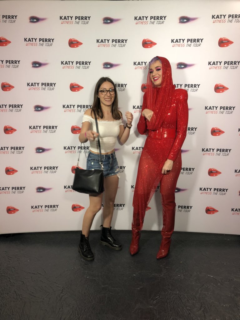 katycatcc_'s tweet photo. Oggi ho realizzato il mio sogno.
Thank you so much @katyperryforum #WWTBologna @katyperry https://t.co/98TiSKic8a