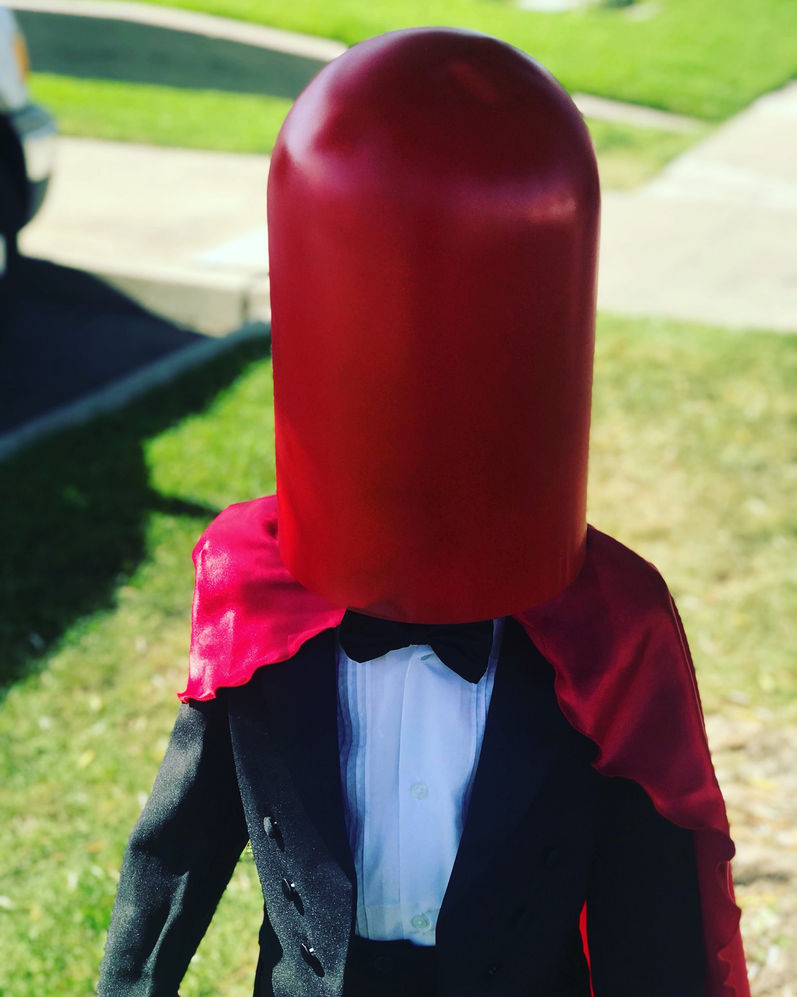 The Jendalorian on X: "@HamillHimself here's my 4 year olds Red Hood  cosplay...he wanted me to send a picture to the Joker. #joker  #thekillingjoke #cosplay #kidcosplayer #theredhood https://t.co/CHxiEhmRWV"  / X