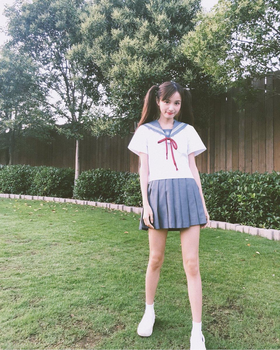 ㄷㅇㅇㅌ こんなにセーラー服着こなせる子いるのか 手足長いし細いし白い ㄷㅇㅇㅌ こんなにセーラー服着こなせる子いるのか 手足長いし細いし白い