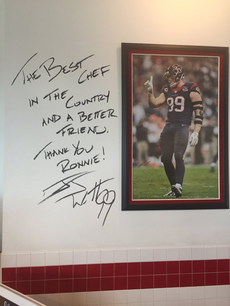 RobertsonScottH's tweet photo. Getting a great burger from @killensburgers 

Then what do I see? @JJWatt supporting the Chef....very cool!

JJ you are everywhere n subtle and meaningful ways my man! Nice!!! https://t.co/9DuA1VQ9VE