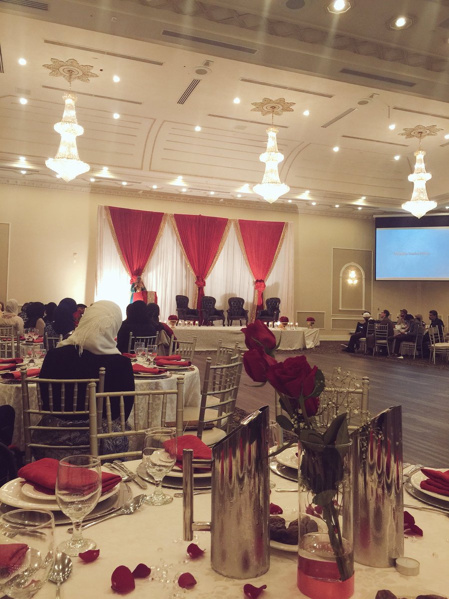 CivicMuslims's tweet photo. We’re at @mcuoft’s Fundraising Iftar this evening! #spotted #CivicMuslims #Ramadan https://t.co/wLiBmb8Qqe