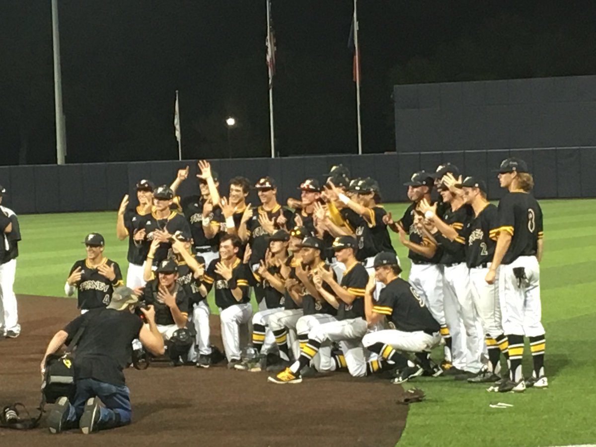 ROUND ROCK BOUND!!!
#PunchedtheTicket #CarpeDiem