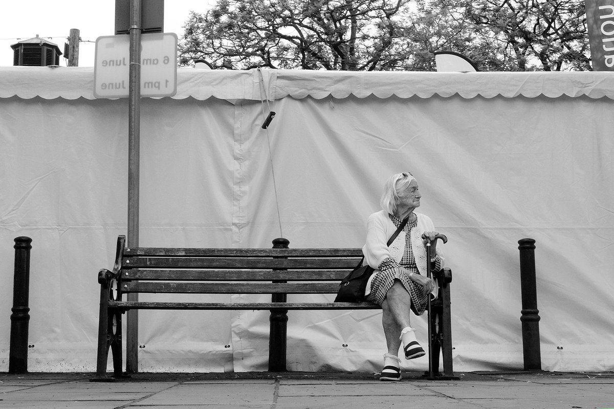 landells_david's tweet photo. More from @ShitChester. By the registration tent for the #chester #Triathlon... fair dues to the lady. :) I was registering for my brother, noone, not anyone in there had a lighter! :) #photography #blackandwhitephotography https://t.co/7vP9eW1EuM