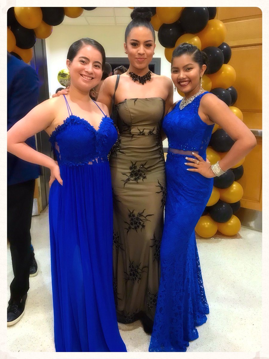 NHSLatinDance's tweet photo. Calor Gladiador arriving at prom 2018! https://t.co/ovK1GD2iaF
