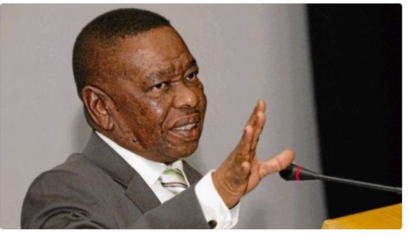 Moeng_Dee95's tweet photo. #thedatingcommandments
Thou shall not go through your partner's phone https://t.co/YsP2tyCD6n