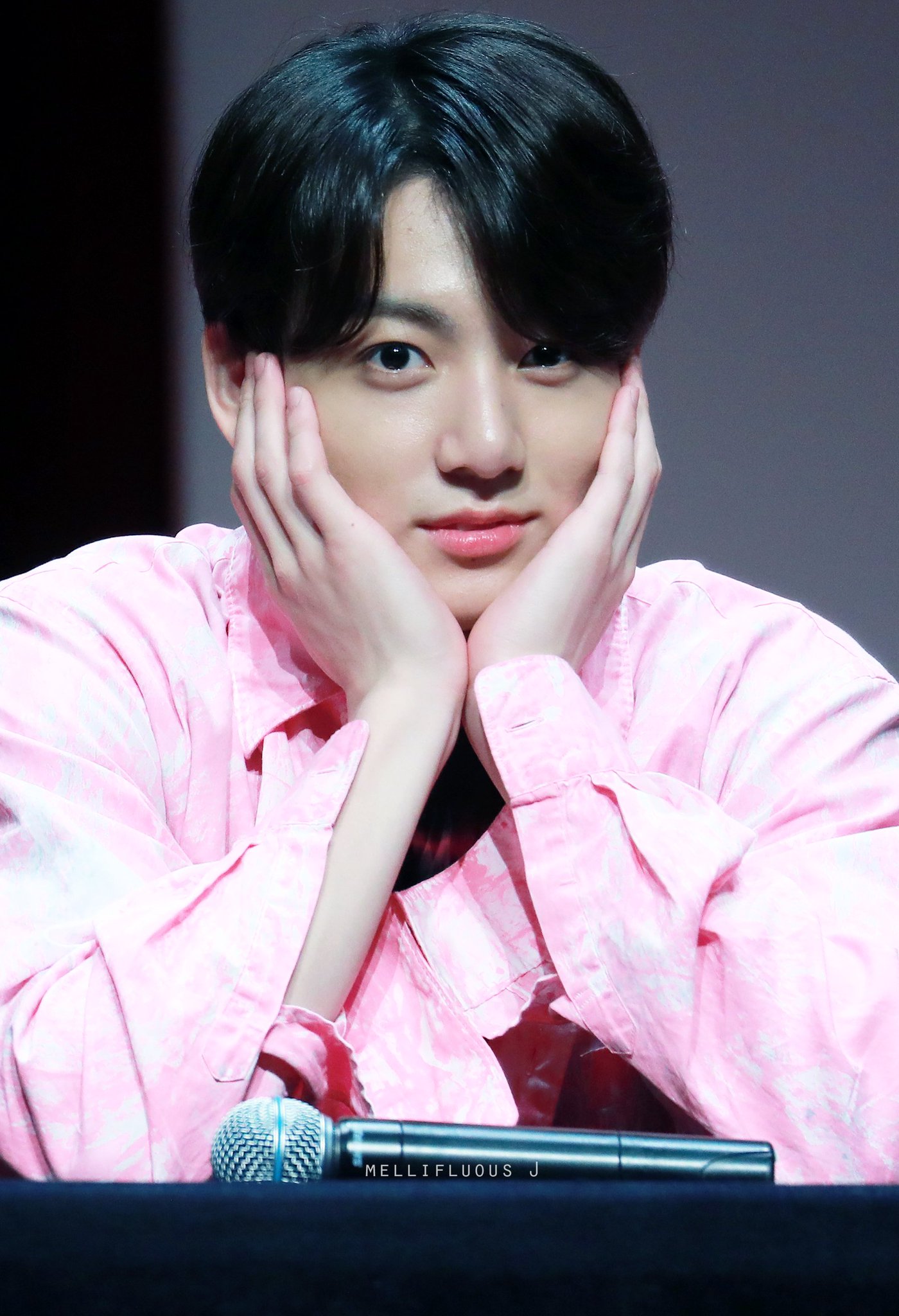 DeupmHgUEAEEacc.jpg:large