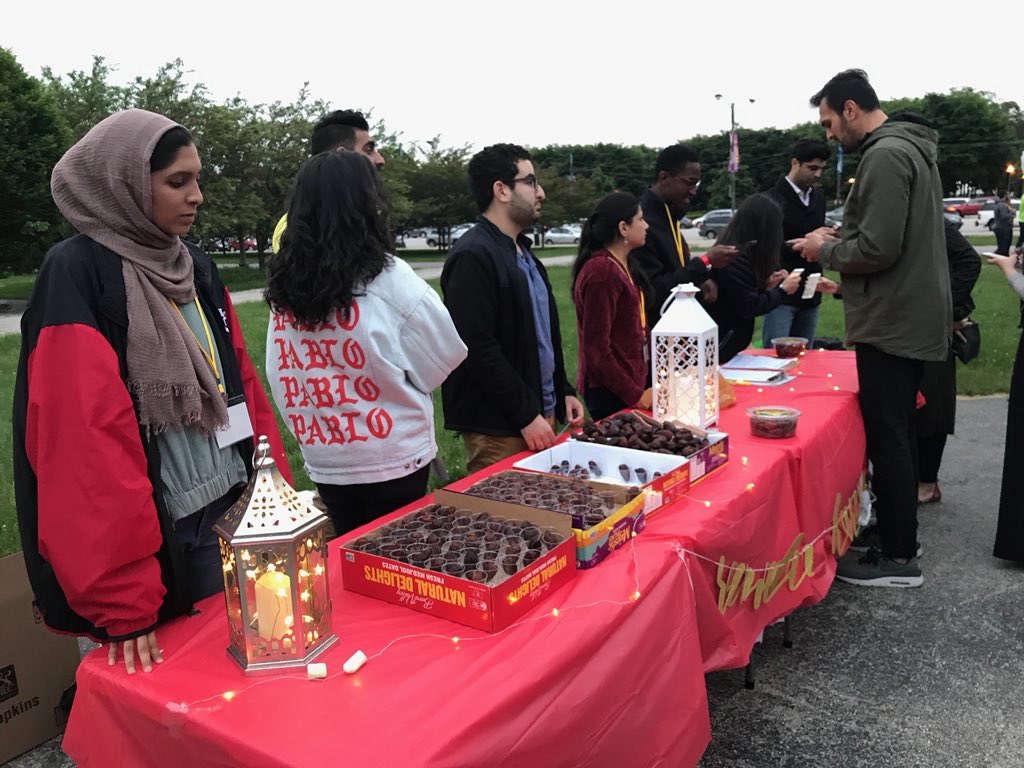 imancentral's tweet photo. Crossed the finish line at this year’s #Fasting5K, now it’s time to break our fasts. Thank you to all the participants for helping raise $17,000+ for our Green ReEntry program! #Ramadan https://t.co/P6wntxlQdg