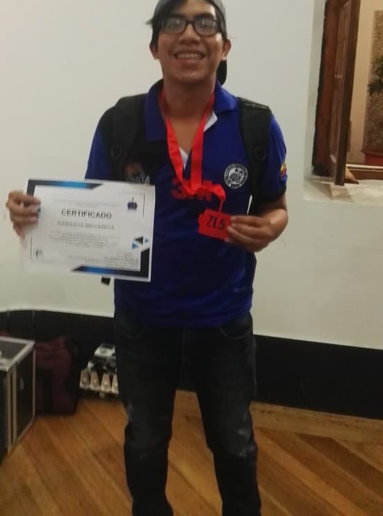 Un arduo trabajo con grandes logros! 
Premiacion del concurso internacional de robótica “Robot Games Zero Latitud”
#robotica #roboticscompetition #roboticsclub #robothumanoide #robotinsect #yosoyespol #espol #battlebots #robotwars <a href="/espol/">ESPOL</a> <a href="/cparedesverduga/">Cecilia Paredes Verduga</a>