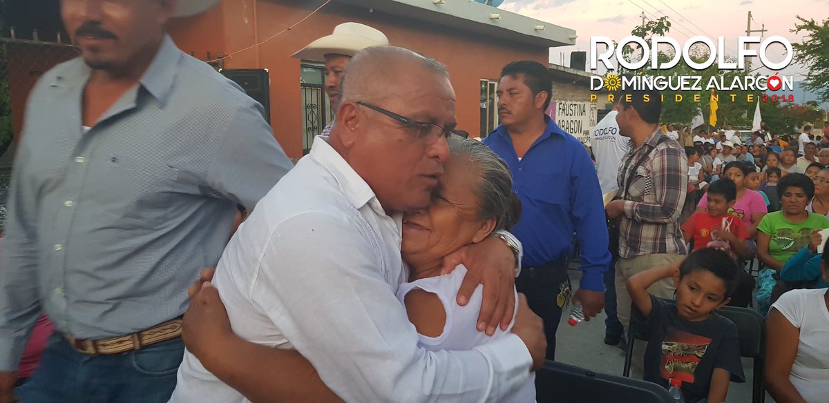 rodolfo_dom's tweet photo. Es un gusto estar en la Col. Los Reyes y Almolonca platicar con ustedes y conocer sus necesidades me fortalece y me motiva a seguir trabajando por mejorar nuestro #Axochiapan. https://t.co/wjKKSymys3