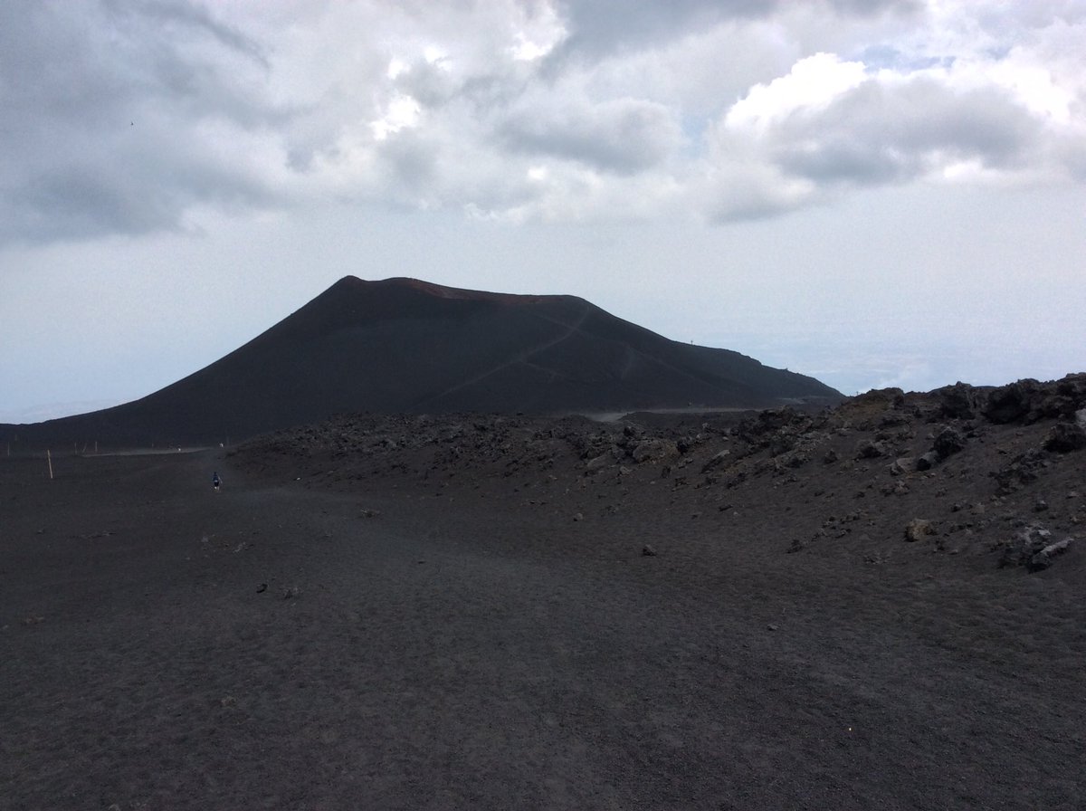 bp_marchant's tweet photo. Volcano stuff https://t.co/bTbYDQjrb8