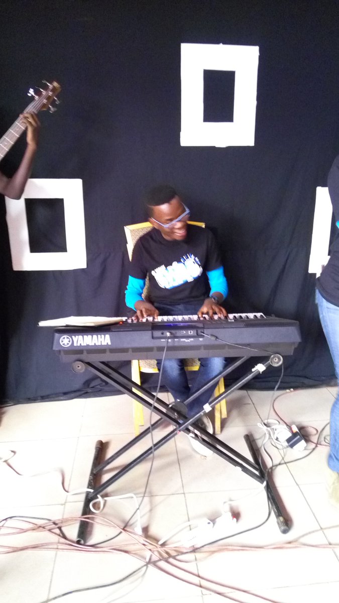 ArcherIrad's tweet photo. just being fly and doing their thing for God coz this is mission
come to @EmeraldHotelKla for the best 100 mins for ur lyf
its on ryt now
#CBOM #WHMAK #WHMakerere
@Precious_Babra @BlessedIvan @latagal @Kia_Nalugya @Napoleon_Xvi @nuwahwera https://t.co/gVZqeU0HeR