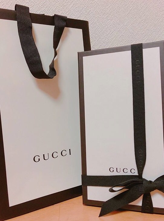 最近頑張っている後輩にプレゼント🎁

10万ちかくしたけど頑張っているから値段気にせず即決購入😂

まだ仕事仲間募集しています😊

興味のある方はDM📩