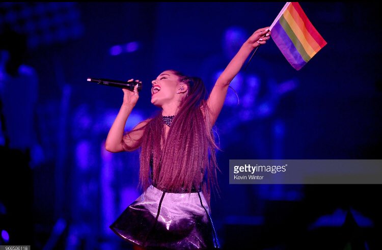 grandesafetyy's tweet photo. QUEEN OF SUPPORTING THE LGBT COMMUNITY https://t.co/6GbduxLCWu