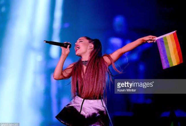 grandesafetyy's tweet photo. QUEEN OF SUPPORTING THE LGBT COMMUNITY https://t.co/6GbduxLCWu
