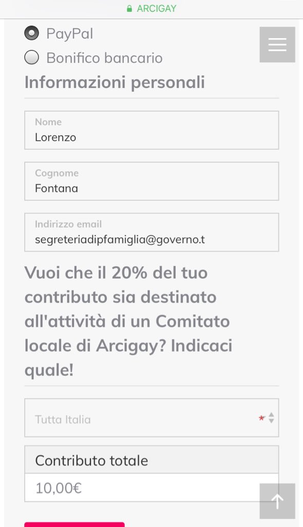 FilmShots's tweet photo. Grazie @simonamelani per questa idea! 

#unite 
#arcigay 
#iononesisto? https://t.co/9efSzjyKhP