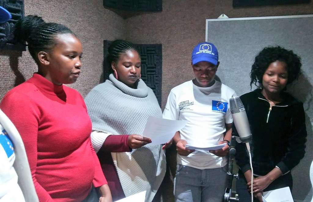 #TAMASA peer educators recording radio dramas at <a href="/rhodesjms/">Rhodes JMS</a> with <a href="/shepimati/">shepi mati</a> and <a href="/cr_chikadaya/">Chengetai | Content Strategist</a> Real stories and real issues! 
<a href="/EUinSA/">EU in SA</a> <a href="/the_eccf/">ECCF</a> 

#TAMASA #mediaforadvocacy