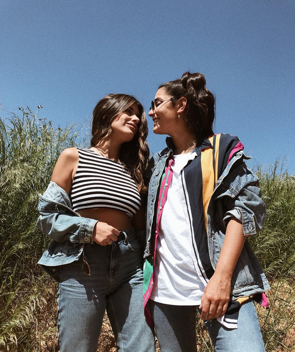 LocosHt's tweet photo. El amor esta en la persona que quieres amar estas dos personitas tienen el amor mas grande que he visto y ademas las almiro y respeto y me encantan como son 😍😘 quiero un amor asi de grande como el de ellas https://t.co/ycJJi4axH0