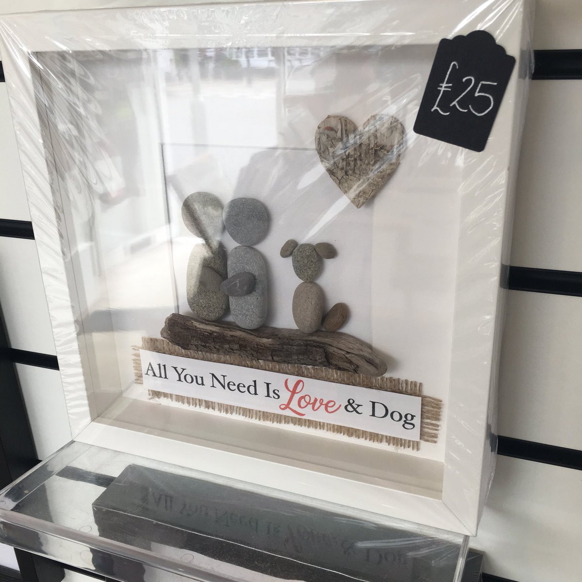 pierroadcoffee's tweet photo. Made In Stone, lovers and dog lovers! @Ditzymedia @Mrs_Jo_Bangles @gilwicks @vi5itLa @LoveAngmering @PrideEastbourne #doglovers #dogs https://t.co/ofJKhkESZb