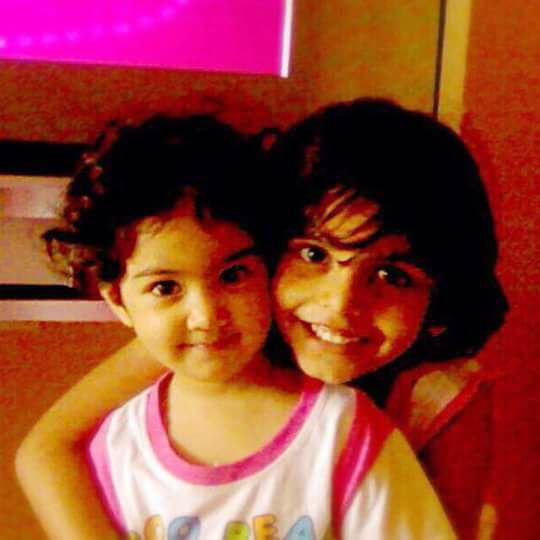 PrincceRose's tweet photo. Six years old and sixteen years old,
Looking so cute in both times,
Lovely lovely smile,
With high thinking
#Shannon #PrincceRose #Music #Love https://t.co/NbGrch93JT